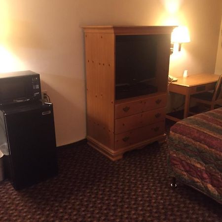 Luxury Inn & Suites Lincoln Zewnętrze zdjęcie
