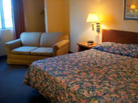 Luxury Inn & Suites Lincoln Zewnętrze zdjęcie