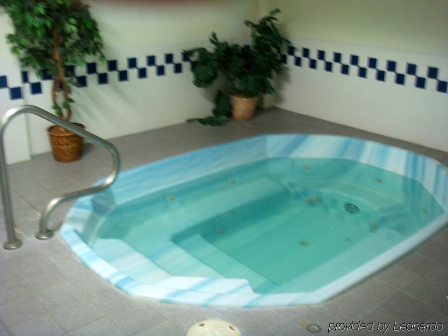 Luxury Inn & Suites Lincoln Udogodnienia zdjęcie