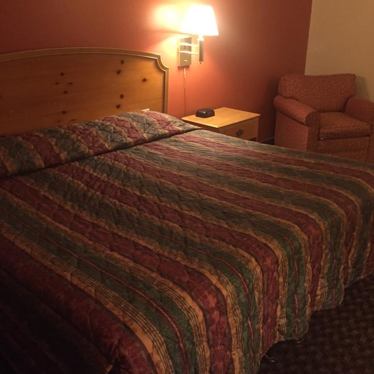 Luxury Inn & Suites Lincoln Zewnętrze zdjęcie