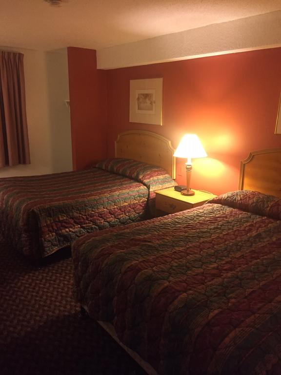 Luxury Inn & Suites Lincoln Zewnętrze zdjęcie