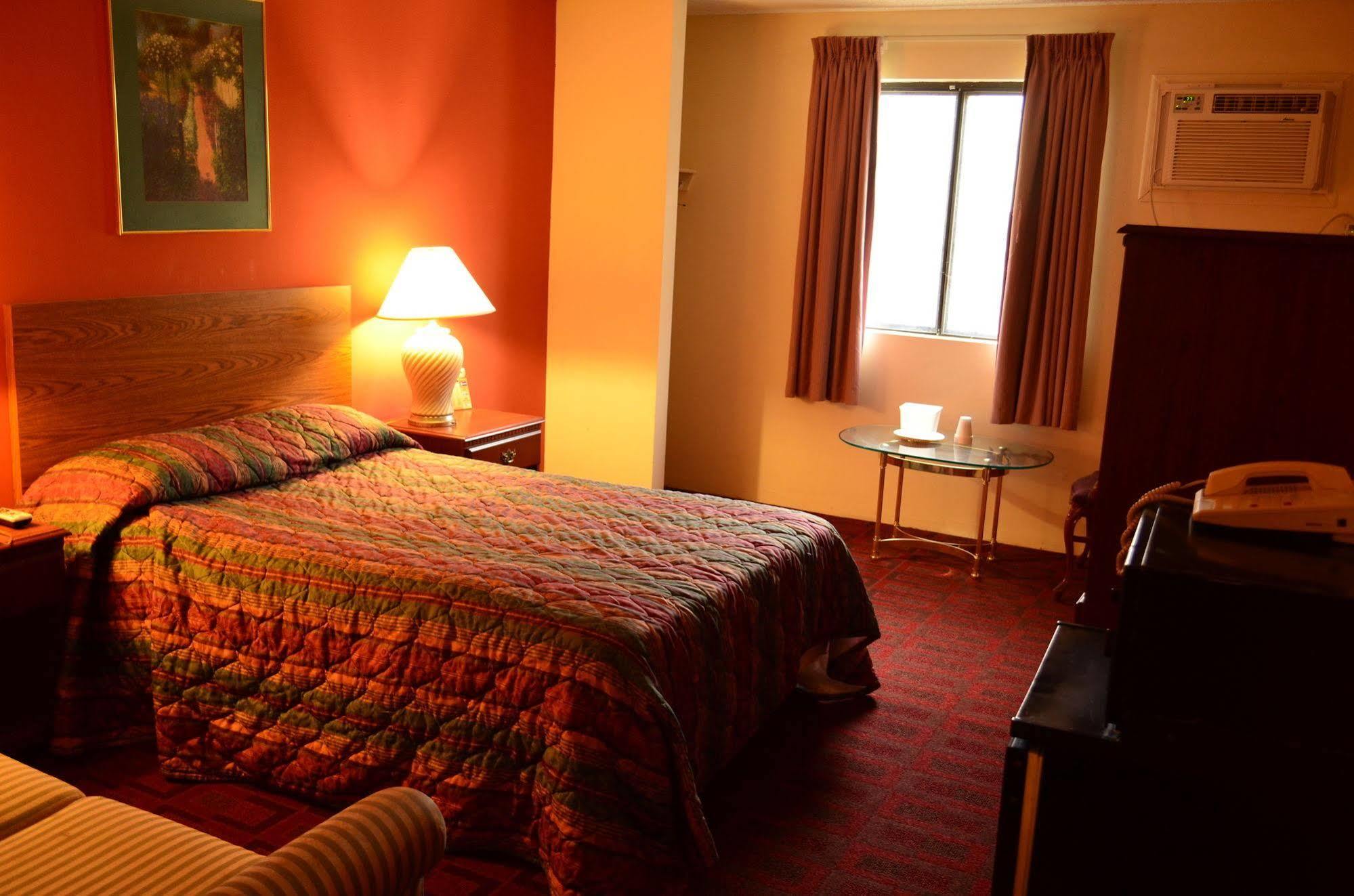 Luxury Inn & Suites Lincoln Zewnętrze zdjęcie