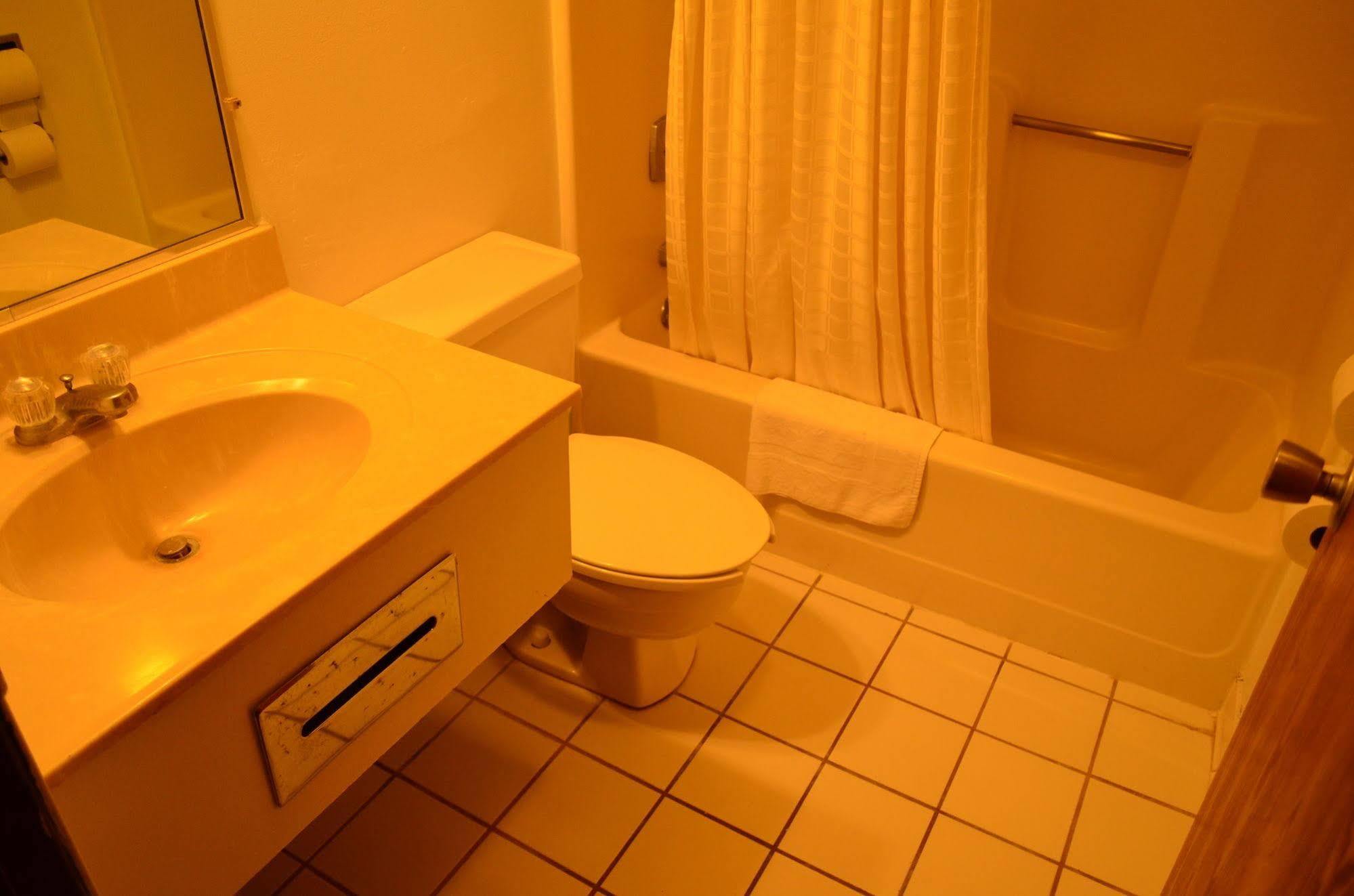 Luxury Inn & Suites Lincoln Zewnętrze zdjęcie